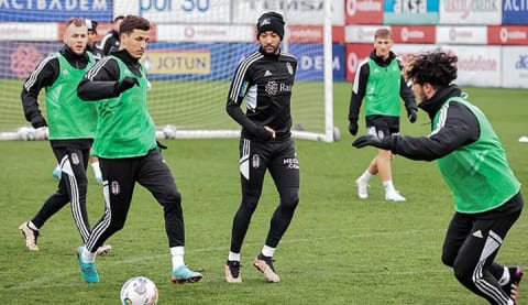 Beşiktaş kondisyon ve taktik çalıştı!