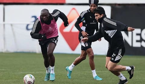 Beşiktaş kondisyon ve taktik çalıştı!
