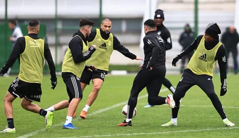 Beşiktaş kondisyon ve taktik çalıştı!