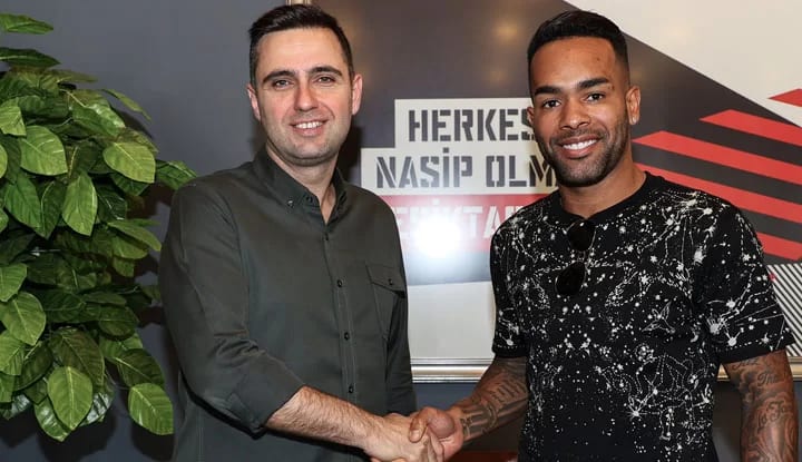 Beşiktaş Kulübü, Alex Teixeira ile sözleşme fesih ettiğini resmen açıkladı!