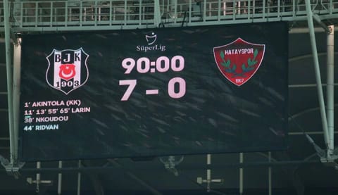 "Beşiktaş maçını izlerken ekrandan..."