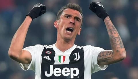 Beşiktaş, Mandzukic ile görüştü! İşte istediği ücret!