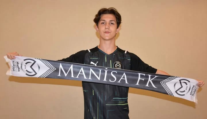 Beşiktaş, Manisa FK'dan Efe Taylan Altunkara'yı transfer edecek!