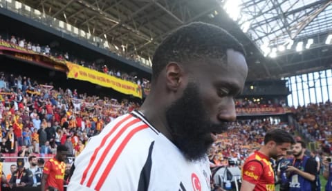 Beşiktaş, Masuaku'ya veda etti!