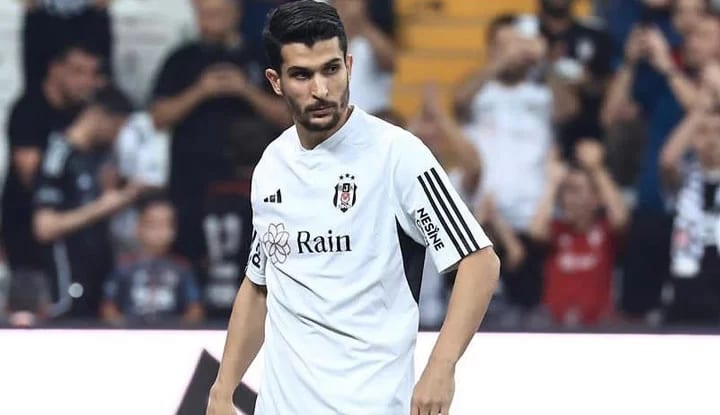 Beşiktaş, Necip Uysal ile sözleşme yenileyecek!