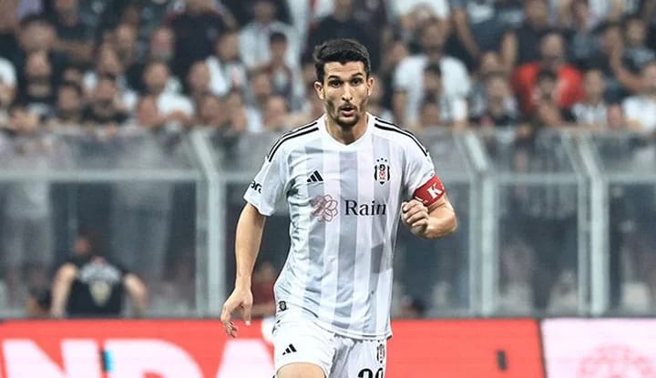 Beşiktaş, Necip Uysal ile yeni sözleşme imzalayacak!