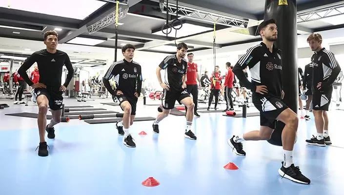 Beşiktaş pas ve taktik çalıştı!