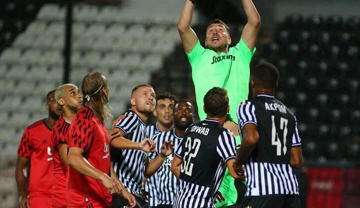 Beşiktaş, Şampiyonlar Ligi'ne veda etti! UEFA Avrupa Ligi'ne hangi turdan başlanacak?