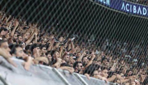 Beşiktaş taraftarından Abdullah Avcı’ya tezahürat!