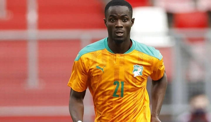Beşiktaş taraftarlarından, Eric Bailly tepkisi!