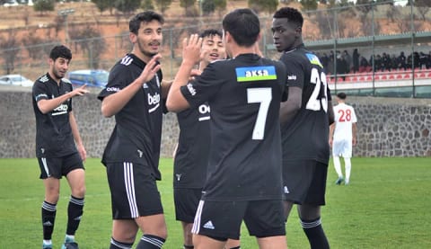 Beşiktaş, U-19 Ligi'nde 5'te 5 yaptı