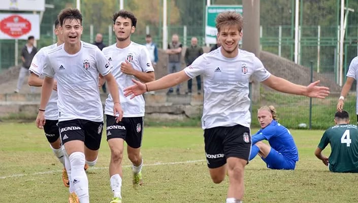 Beşiktaş U-19 takımı galip!