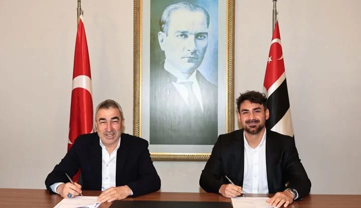 Beşiktaş U-19 Takımı'nın teknik direktörü Veli Kavlak oldu!