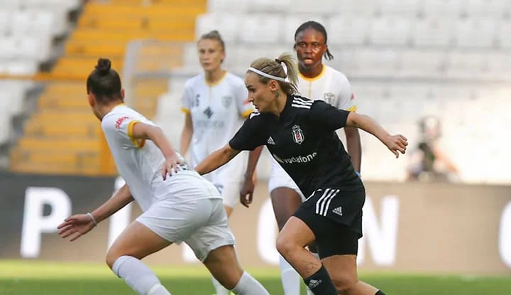 Beşiktaş Vodafone, ALG Spor'a mağlup oldu