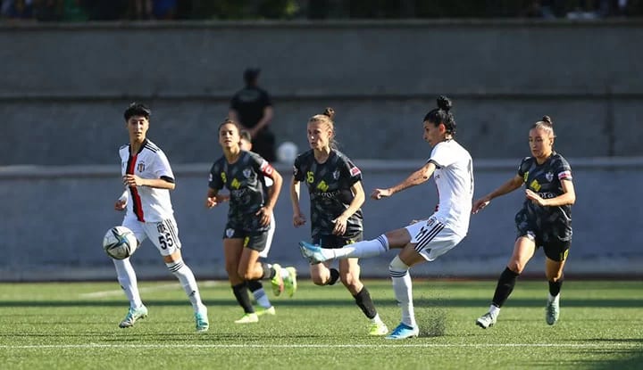 Beşiktaş Vodafone, yarı finalde elendi