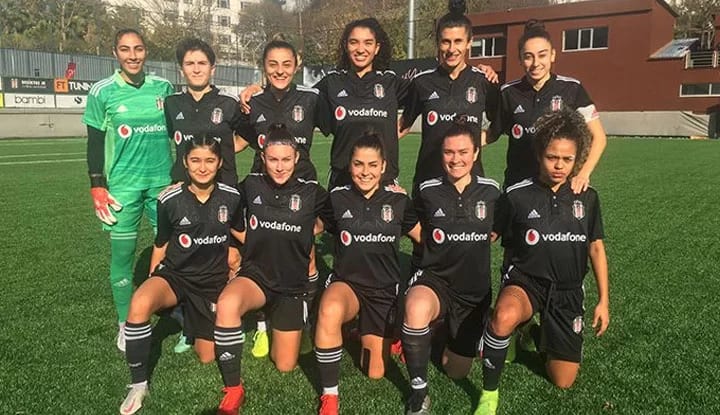 Beşiktaş Vodafone'dan hazırlık maçında 3 gollü galibiyet