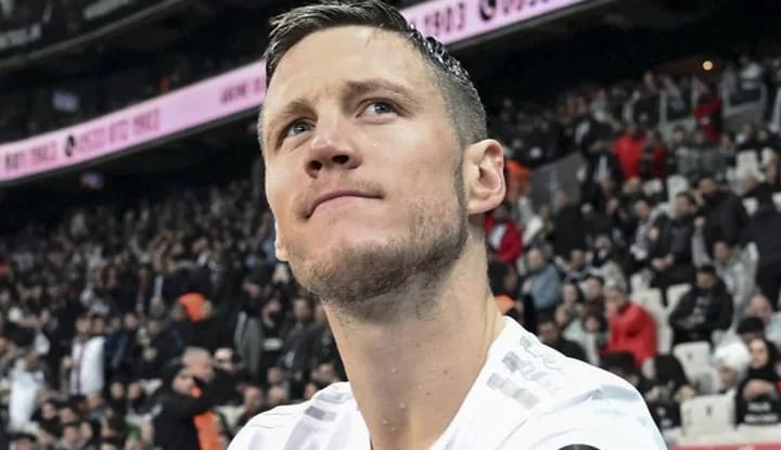 Beşiktaş, Wout Weghorst ile yolları resmen ayırdı!