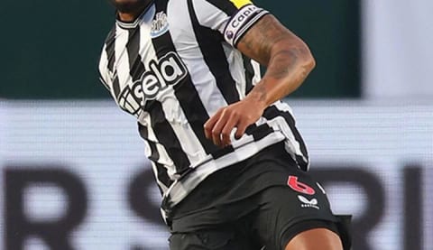 Beşiktaş yeni stoperi için Ada'ya uçuyor!