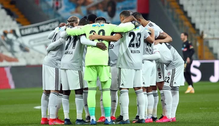 "Beşiktaş, yine sükûnet içinde sessizce yürüdü zafer yolunda"