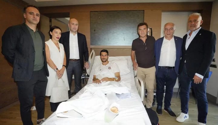 Beşiktaş Yönetim Kurulu üyeleri, Necip Uysal’ı ziyaret etti!