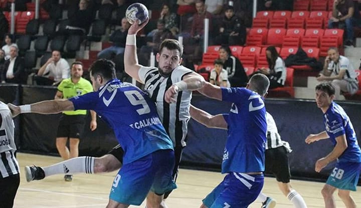 Beşiktaş Yurtbay Seramik Hentbol takımı galip!