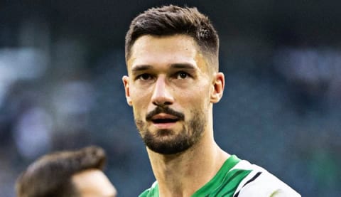 Beşiktaş'a 1.94'lük dev forvet!