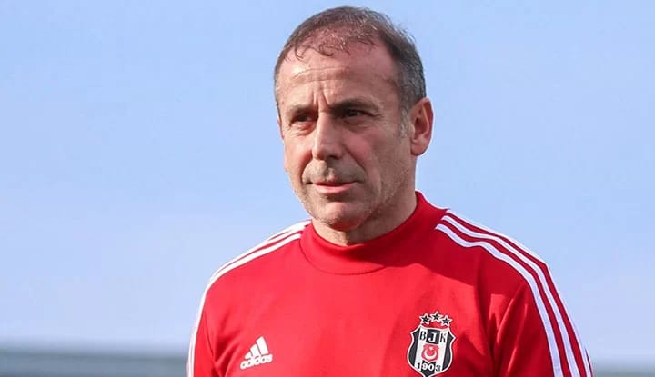 Beşiktaş'a müjde! Abdullah Avcı, Trabzonspor ile anlaşma sağladı!