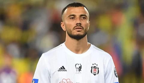 Beşiktaş’a Saiss piyangosu! Menajeri ile görüşülecek!