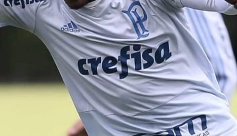 Beşiktaş'a Sambacı stoper!