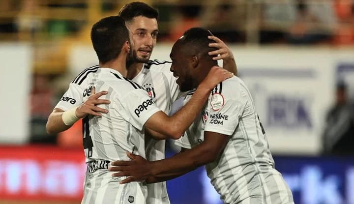 Beşiktaş'ın Atakaş Hatayspor karşısında ilk 11'i belli oldu!