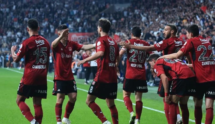 Beşiktaş'ın Başakşehir karşısında ilk 11'i belli oldu!