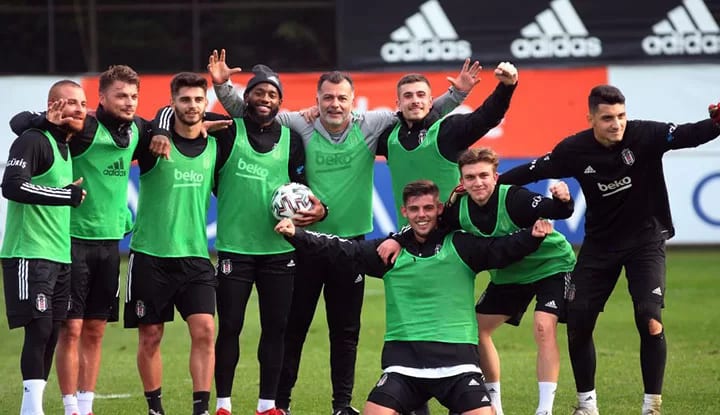 Beşiktaş'ın Çaykur Rizespor maçı kamp kadrosu açıklandı!