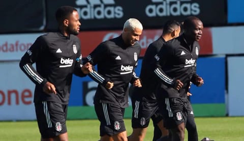 Beşiktaş'ın derbi kadrosu açıklandı!