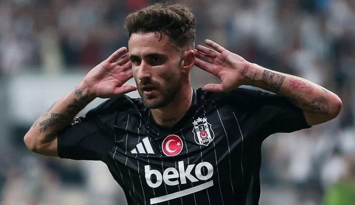 Beşiktaş'ın derbi kozu Rafa Silva!