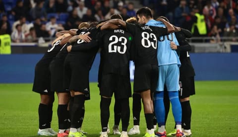 Beşiktaş'ın Galatasaray maçı muhtemel 11'i belli oldu