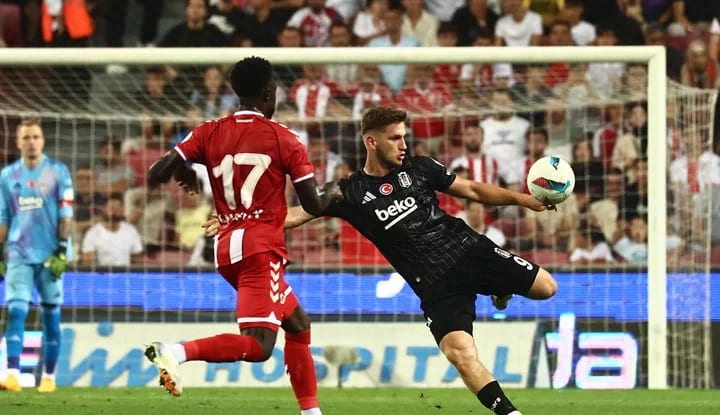 Beşiktaş’ın genç yıldızı Semih Kılıçsoy, gol ve asistleriyle parlıyor!