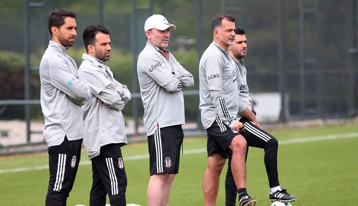Beşiktaş'ın gizli kahramanını açıkladı! "Alkışlamamız gereken kişi hiç kuşkusuz..."