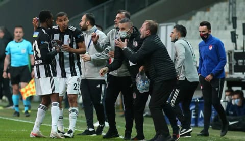 Beşiktaş'ın Göztepe maçındaki orta saha 5'lisi netleşiyor!