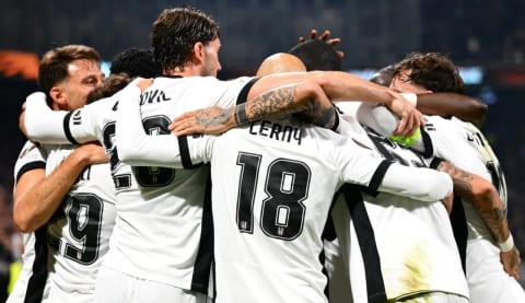Beşiktaş'ın iki yıldızına Premier Lig'den yakın takip