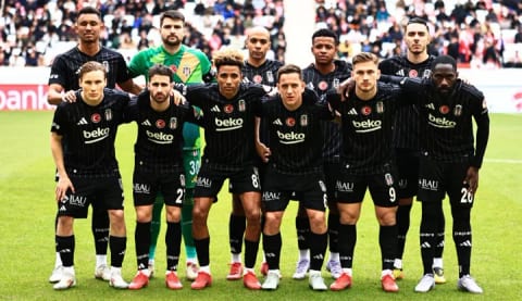 Beşiktaş'ın ilk 11'i belli oldu!
