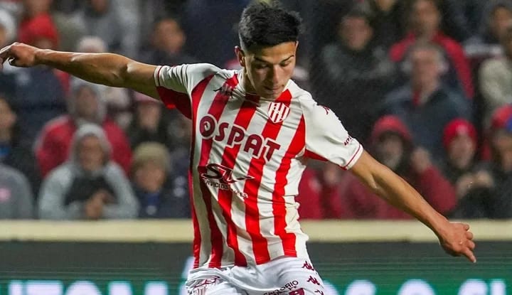 Beşiktaş'ın istediği Lucas Esquivel'in menajerinden olay açıklama!