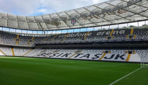 Beşiktaş'ın "Kara Duvar" projesinde bekleyiş sürüyor!