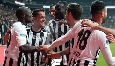 Beşiktaş'ın Kasımpaşa maçı ilk 11'i belli oldu!