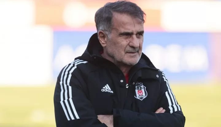 Beşiktaş'ın listesi hazır! Şenol Güneş 4 İsmin biletini kesti!