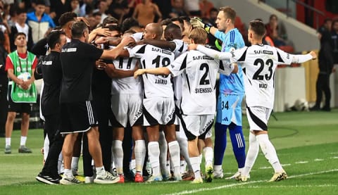 Beşiktaş'ın Lyon deplasmanınındaki ilk 11'i belli oldu!