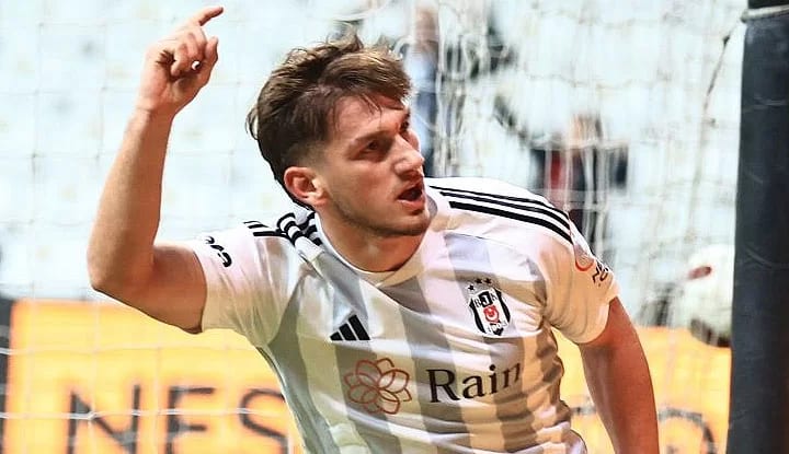 Beşiktaş'ın parlayan yıldızı Semih Kılıçsoy!