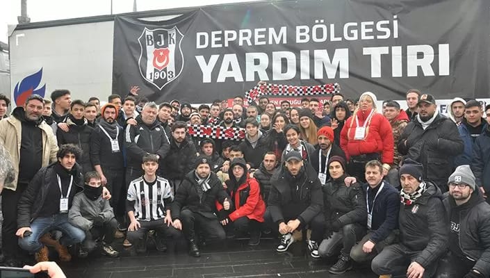 Beşiktaş'ın üçüncü yardım tırı yola çıktı!