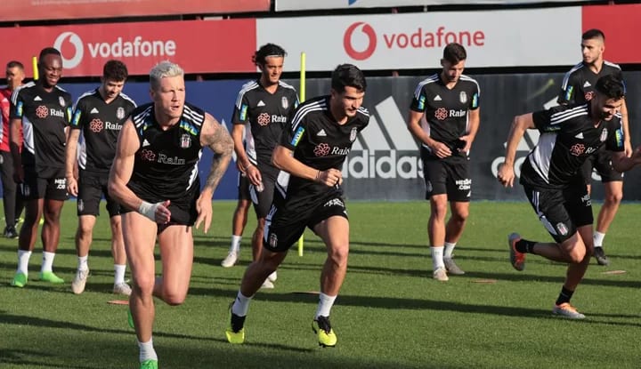 Beşiktaşlı oyunculardan flaş söz! "Fenerbahçe'yi eli boş göndereceğiz"