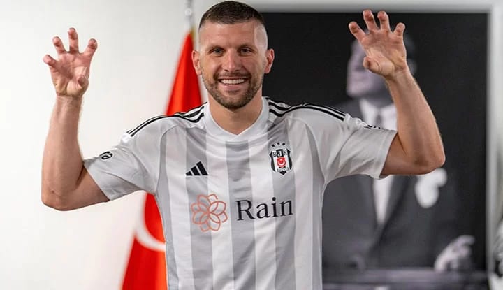 Beşiktaşlı oyuncuya teknik ekipten uyarı!