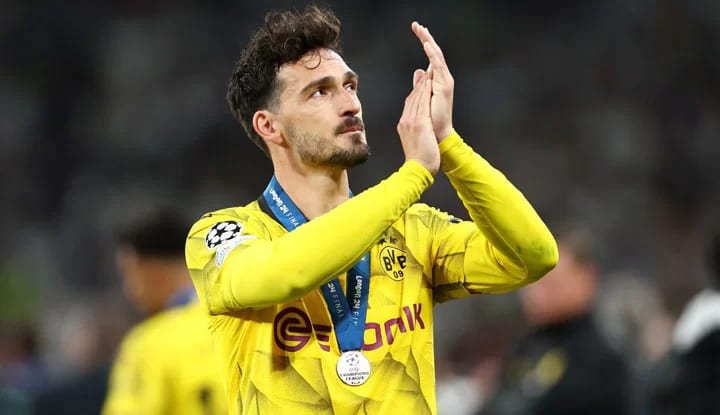 Beşiktaşlı taraftarlardan Di Maria ve Hummels'e "Come To Beşiktaş" çağrısı!